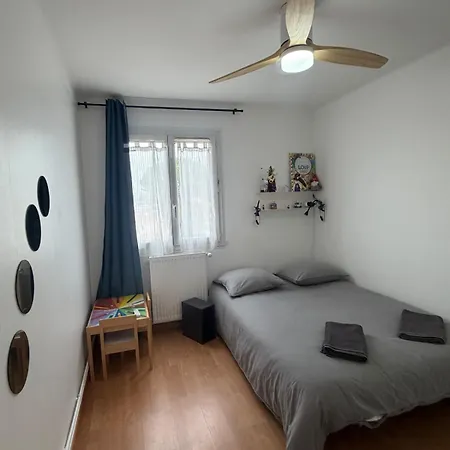 Appt Aux Arceaux, Centre, Balcon, Wifi, Parking, Netflix