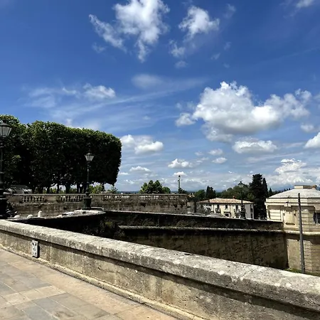 Appt Aux Arceaux, Centre, Balcon, Wifi, Parking, Netflix